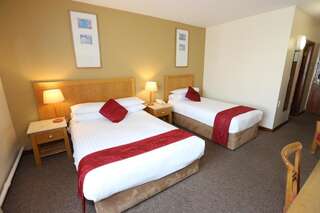 Отель Auburn Lodge Hotel & Leisure Centre Эннис Двухместный номер с 1 кроватью или 2 отдельными кроватями-1